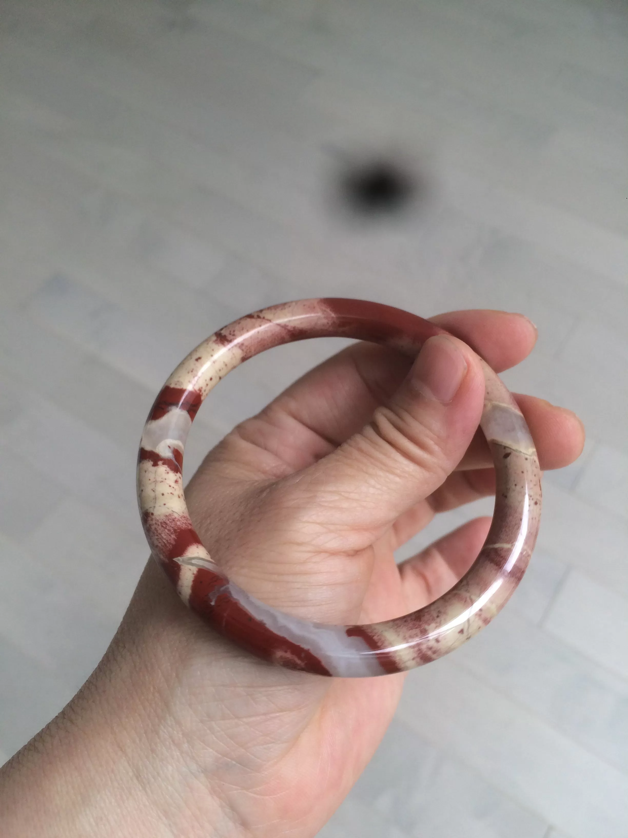 60.5mm 100% natural red/pink slim round cut red jasper stone bangle XY87