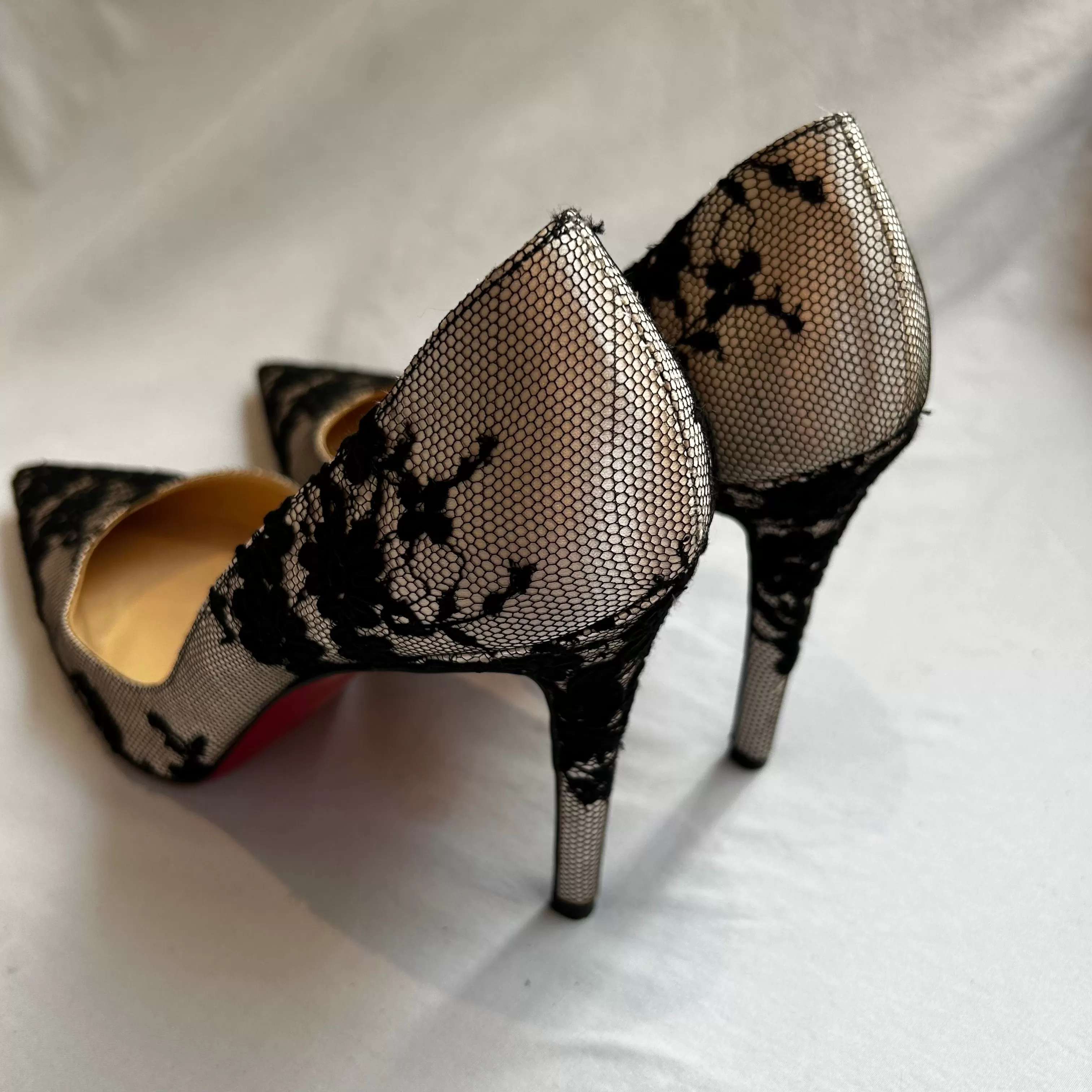 Christian Louboutin Lace Court Shoe Heels 40