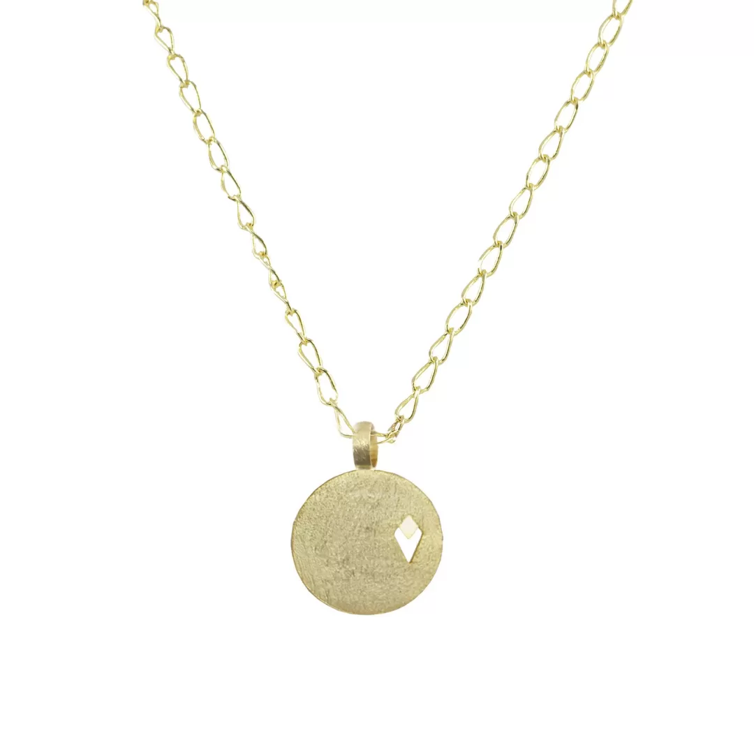 Juju Short Necklace with a Coin