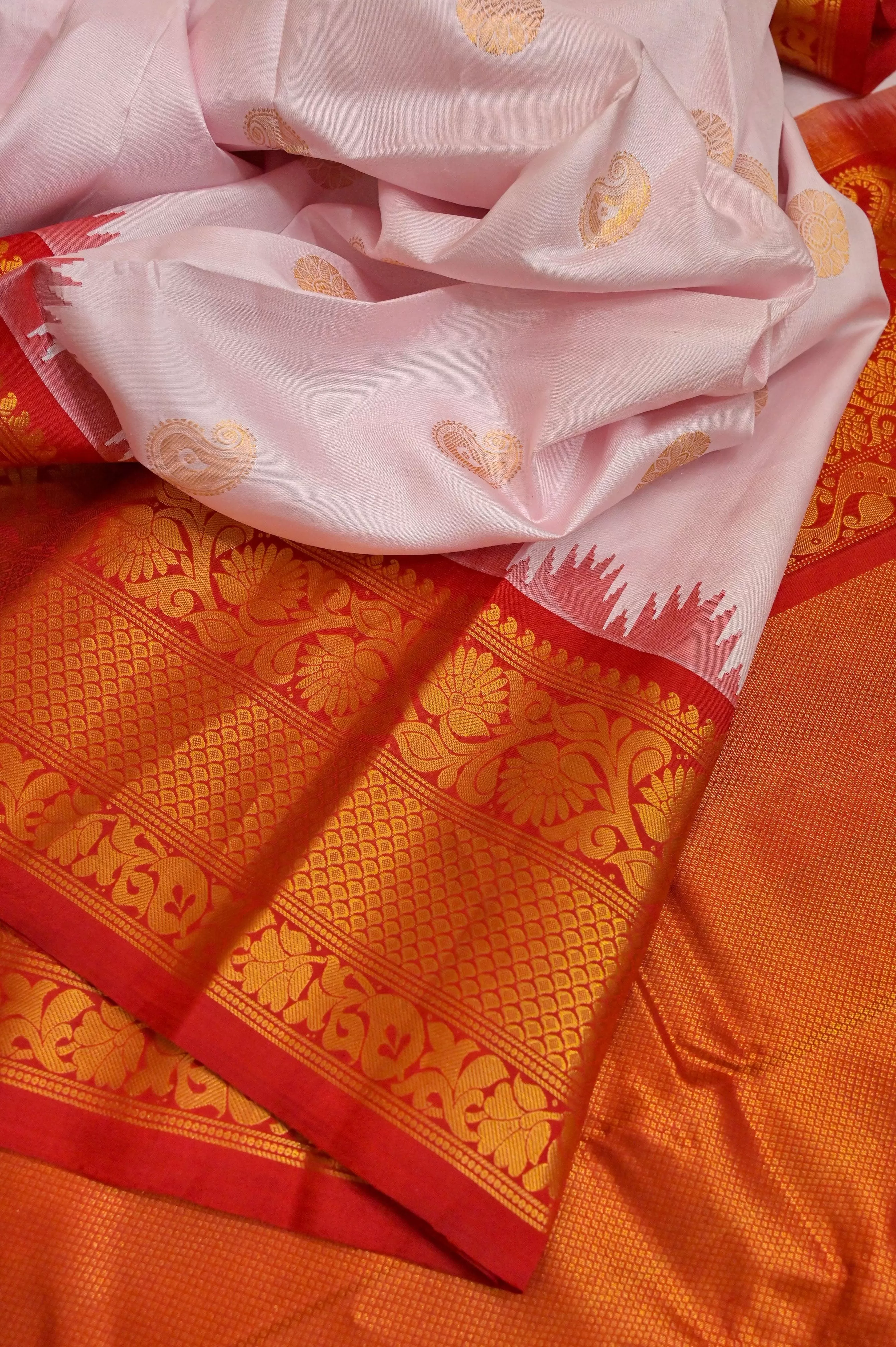 Soft Pink and Red Color Pure Gadwal Silk Saree