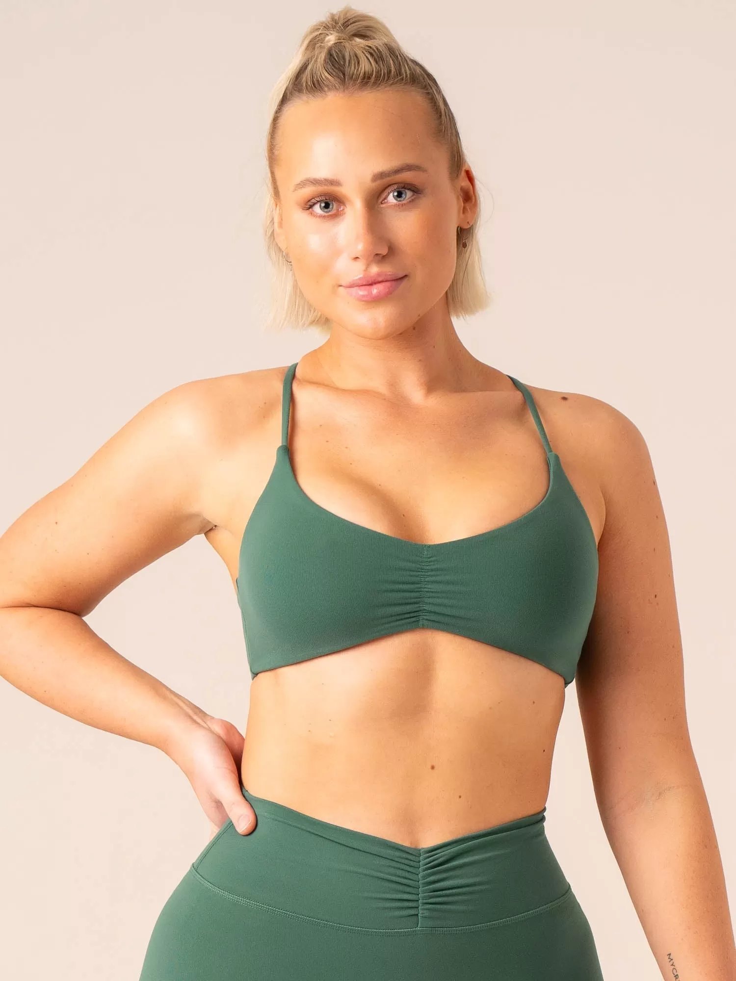 Tempo Sports Bra - College Green